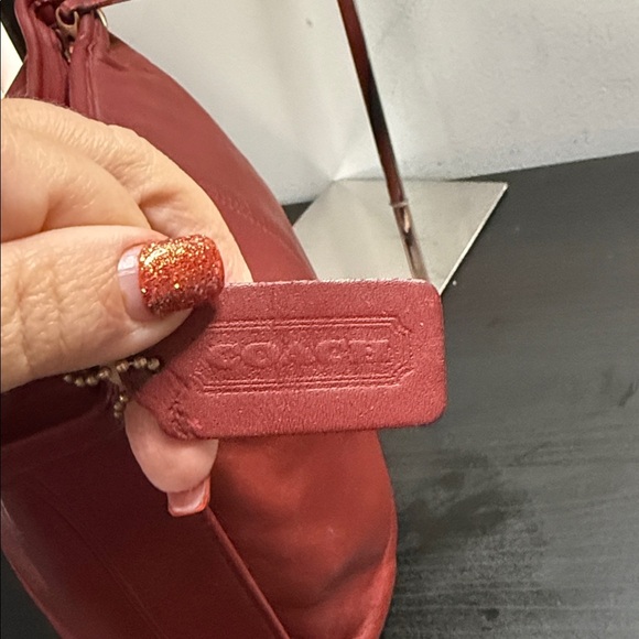 Coach Vintage Worth Shoulder Bag E5C-4143 - Picture 7 of 16